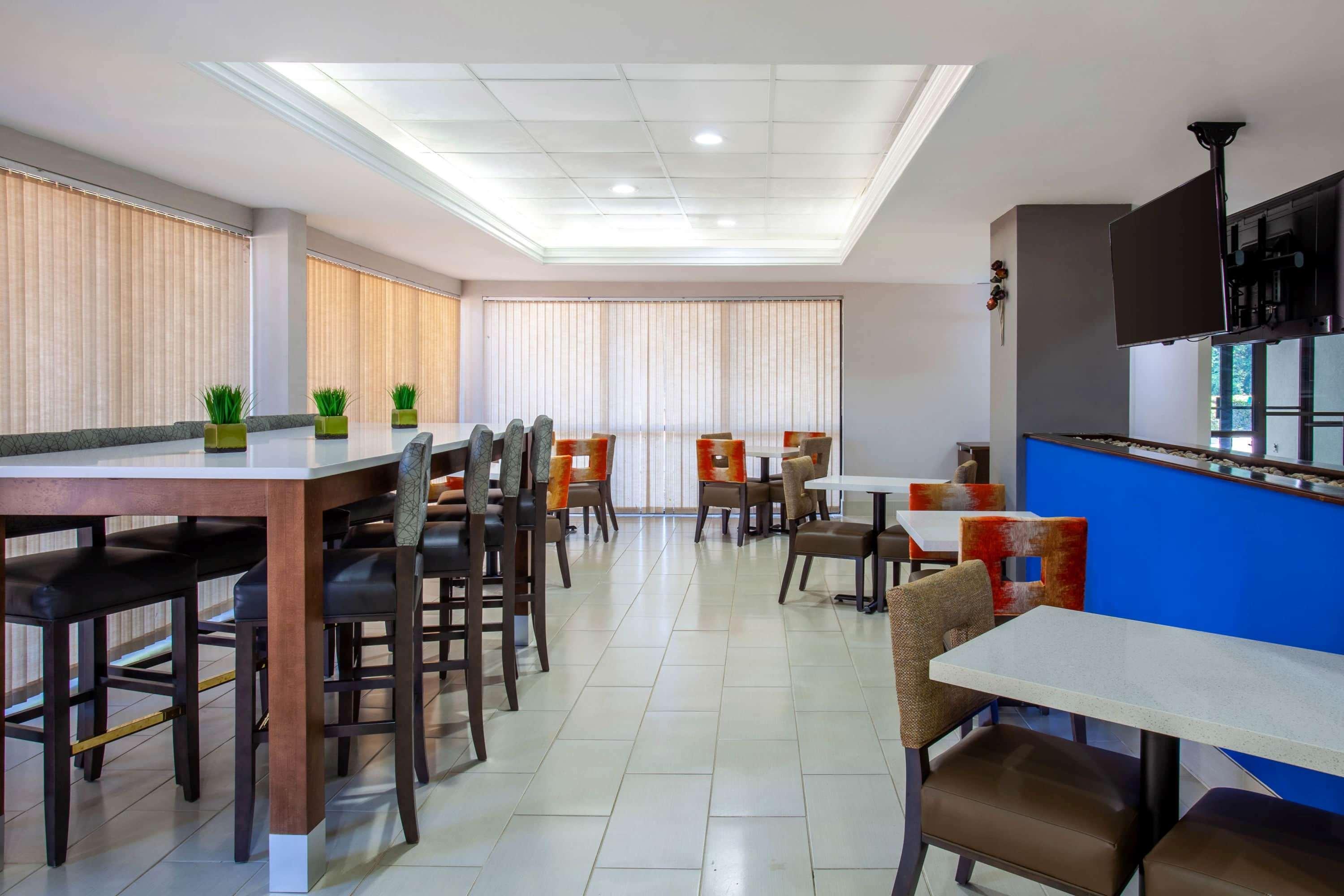 Baymont By Wyndham Mcdonough Hotel Luaran gambar