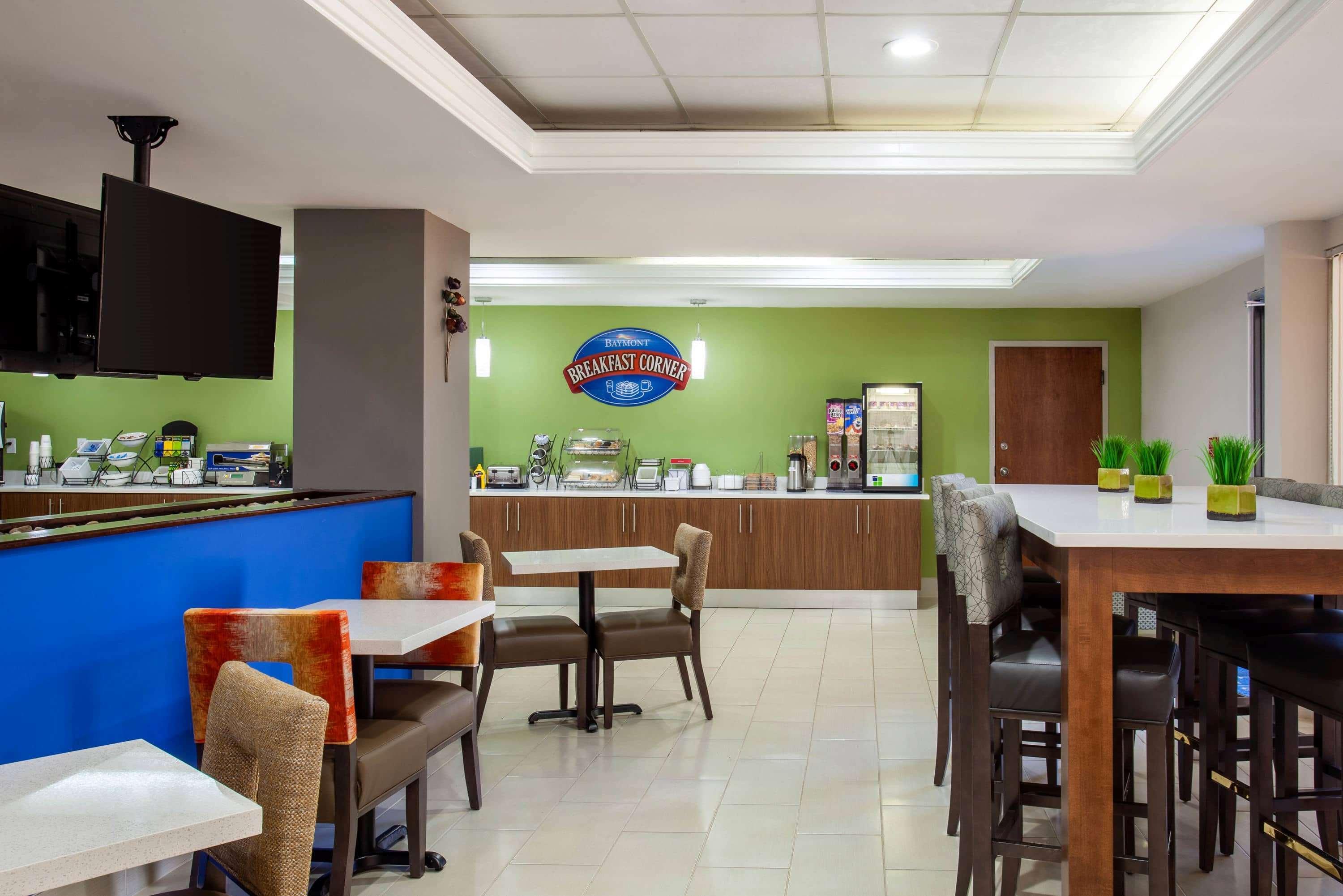 Baymont By Wyndham Mcdonough Hotel Luaran gambar